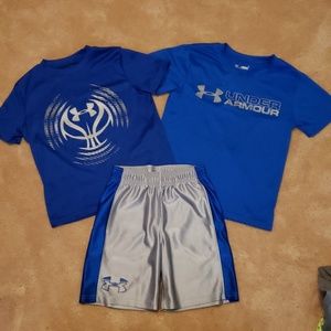 Matching athletic under armour outfit